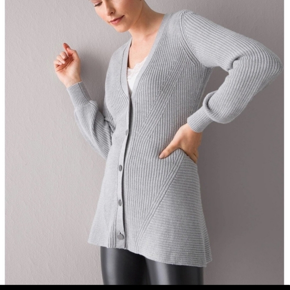 White House Black Market GRAY Button knit ribbed STRUCTURED CARDIGAN Sweater XS - Picture 1 of 11